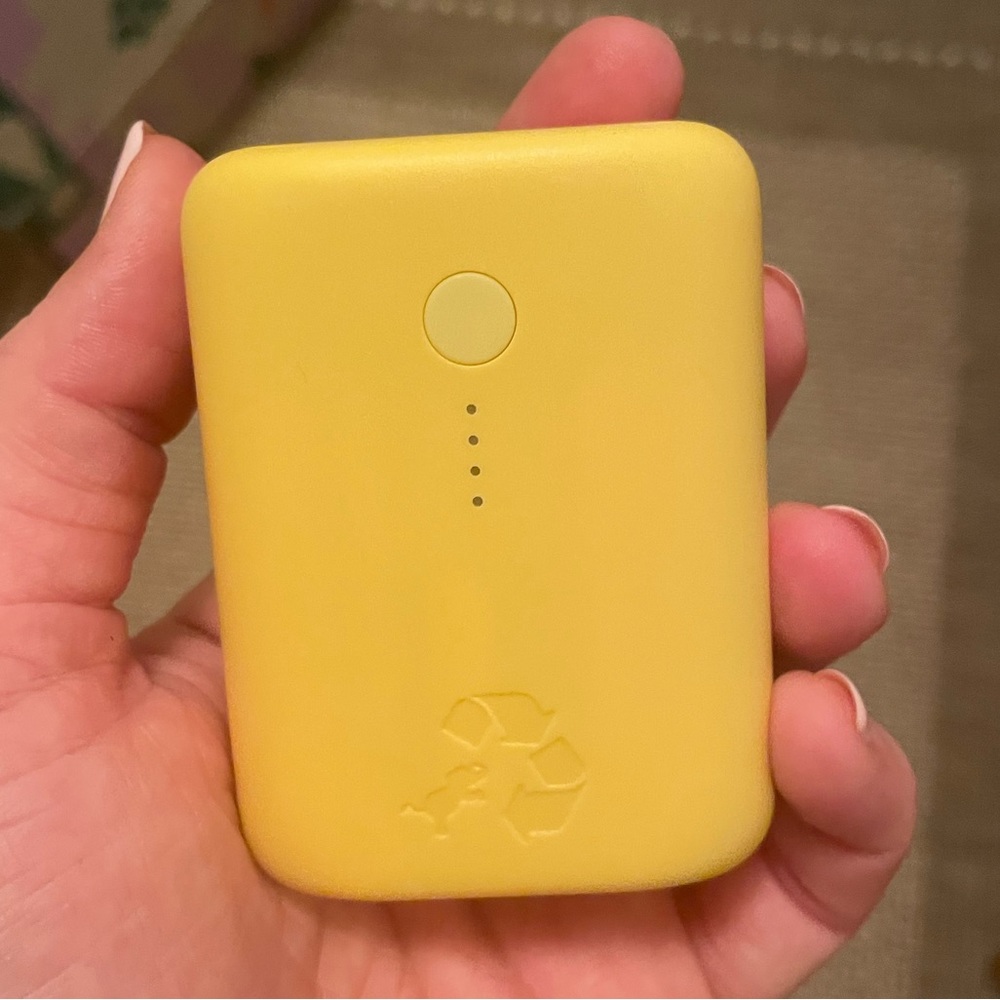 nimble CHAMP Lite Portable Charger - tangerine